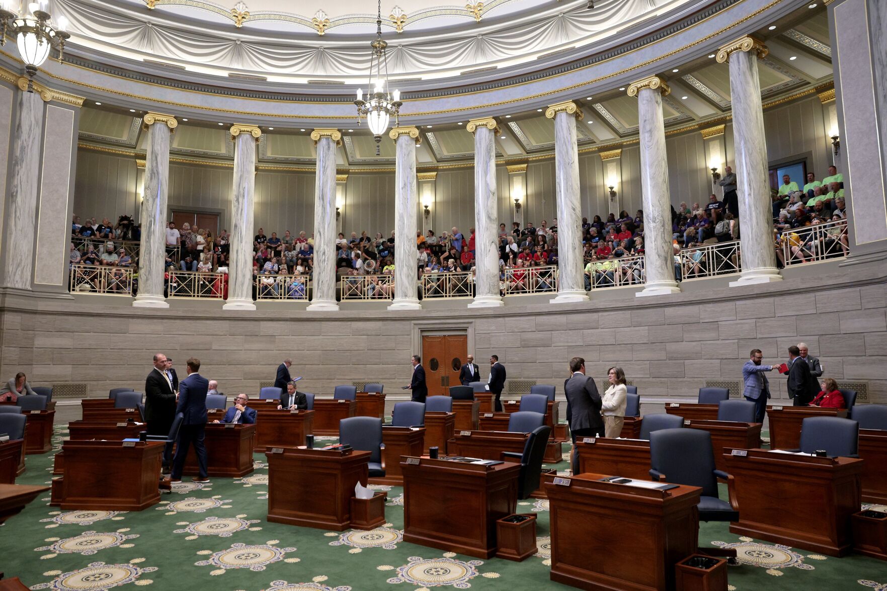 Re-districting opposition gathers in Jefferson City